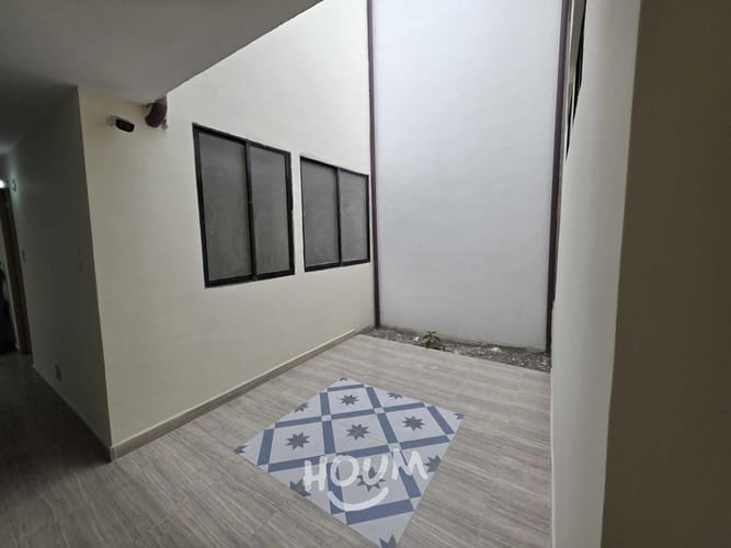 Casa de 9 alcobas en venta en Laureles, Medellín, 190 m² · foto 13 de 16