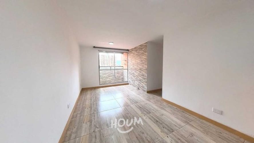 Apartamento de 3 alcobas en venta en La Prosperidad, Madrid, 56 m² · foto 2 de 17