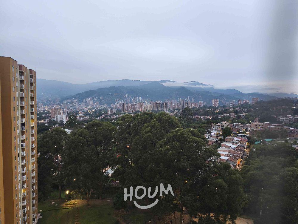Apartamento en venta en San Antonio De Prado, Medellín · foto 2 de 24
