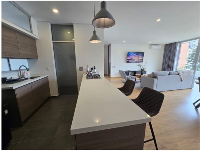 Apartaestudio en venta en Los Naranjos, Medellín, 109 m² · foto 3 de 20