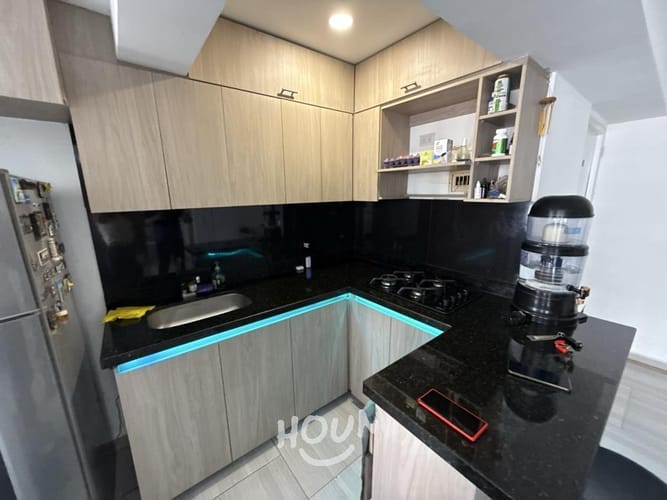 Apartamento en venta en San Antonio De Prado, Medellín · foto 2 de 13