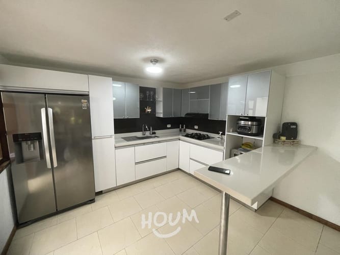 Casa de 5 alcobas en venta en Los Colegios, Rionegro, 200 m² · foto 2 de 21