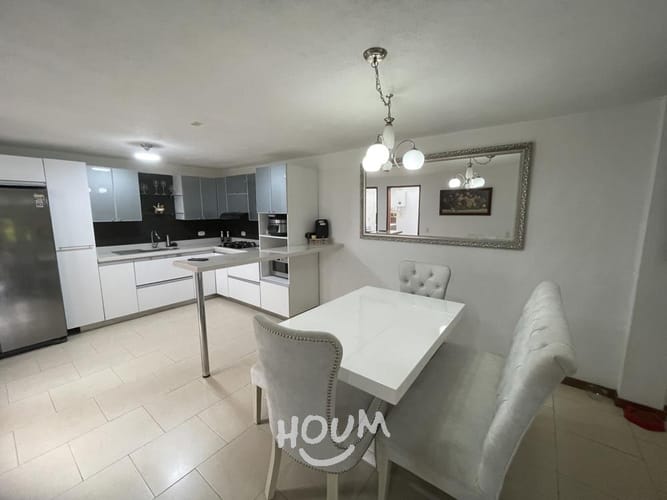 Casa de 5 alcobas en venta en Los Colegios, Rionegro, 200 m² · foto 4 de 21