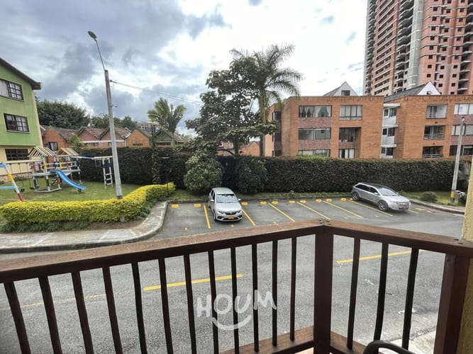 Casa de 5 alcobas en venta en Los Colegios, Rionegro, 200 m² · foto 12 de 21