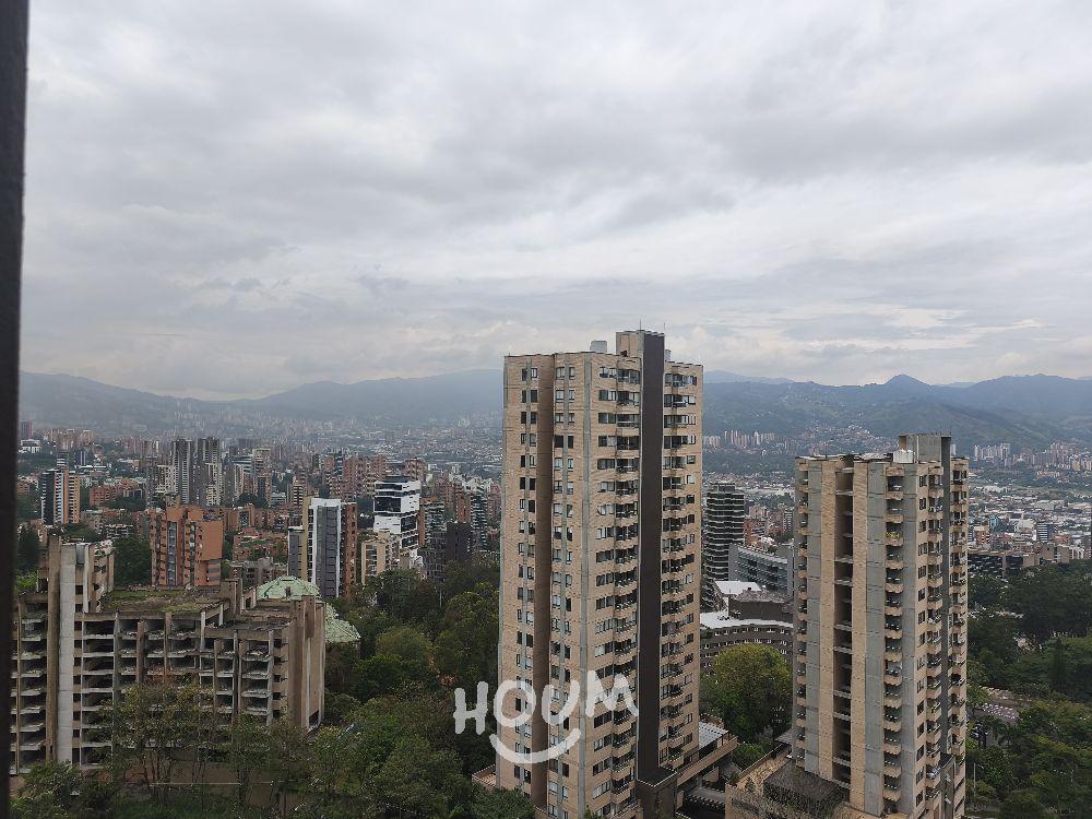 Apartamento en venta en El Poblado, Medellín · foto 3 de 24