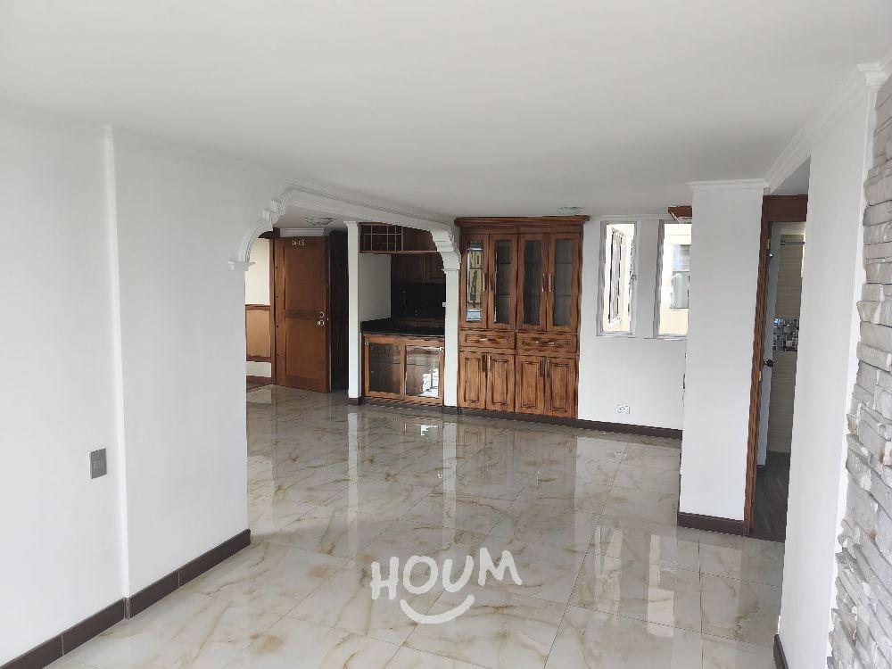 Apartamento en venta en El Poblado, Medellín · foto 10 de 24