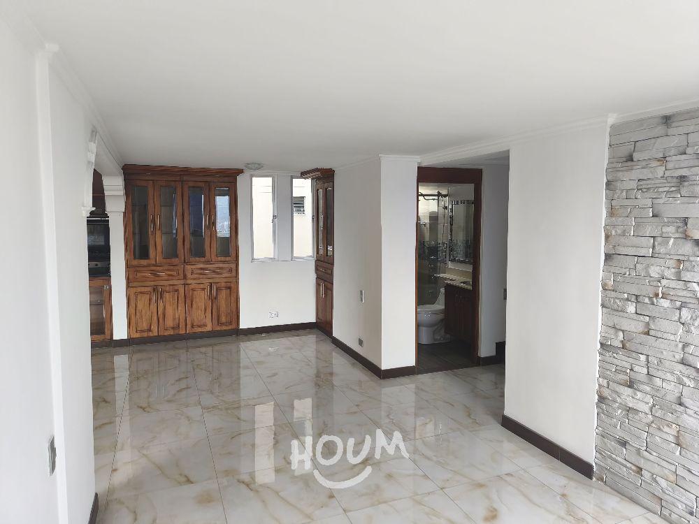 Apartamento en venta en El Poblado, Medellín · foto 11 de 24