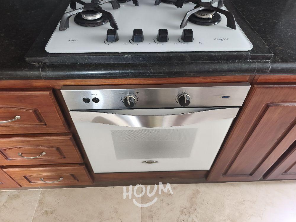 Apartamento en venta en El Poblado, Medellín · foto 18 de 24