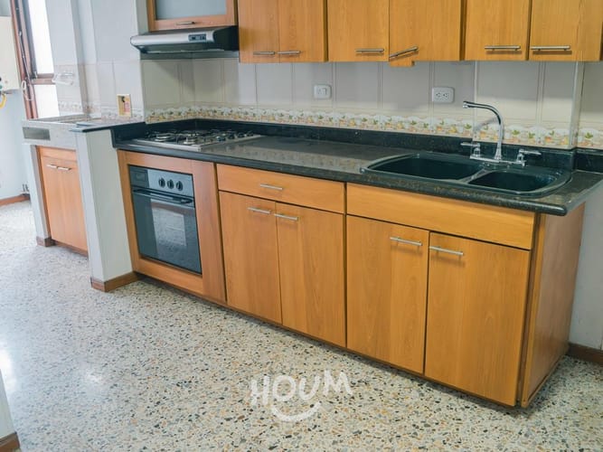 Apartamento de 3 alcobas en arriendo en El Poblado, Medellín, 135 m² · foto 8 de 24