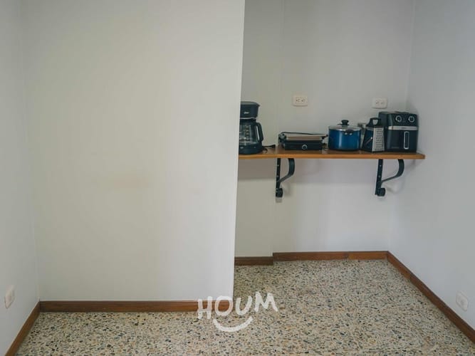 Apartamento de 3 alcobas en arriendo en El Poblado, Medellín, 135 m² · foto 10 de 24