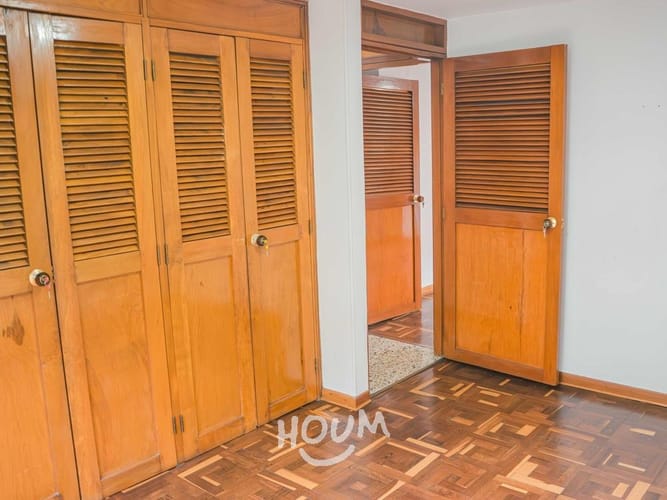 Apartamento de 3 alcobas en arriendo en El Poblado, Medellín, 135 m² · foto 19 de 24