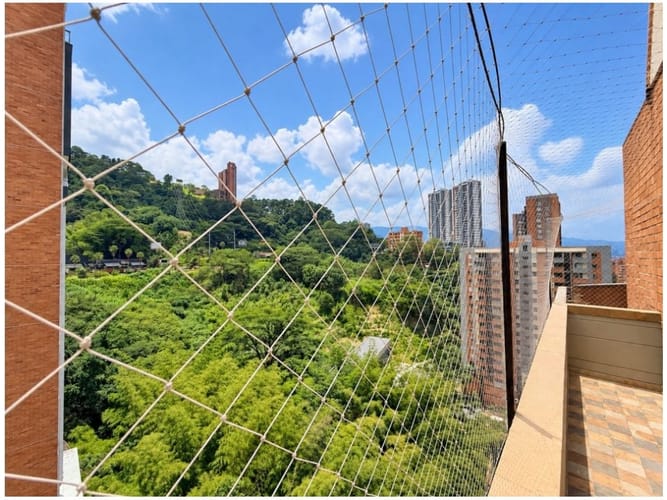 Apartamento de 3 alcobas en venta en Vía Las Palmas, Medellín, 134 m² · foto 14 de 24