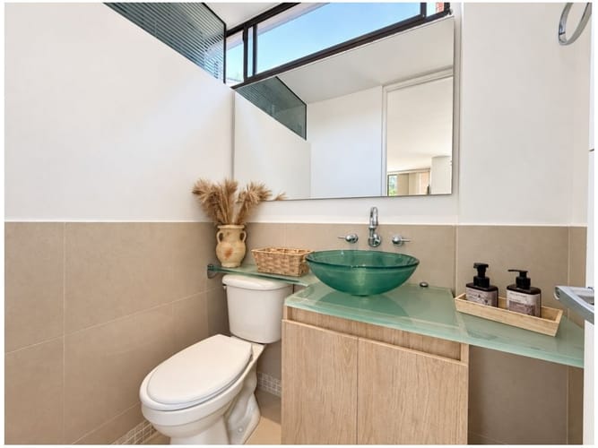 Apartamento de 3 alcobas en venta en Vía Las Palmas, Medellín, 134 m² · foto 16 de 24