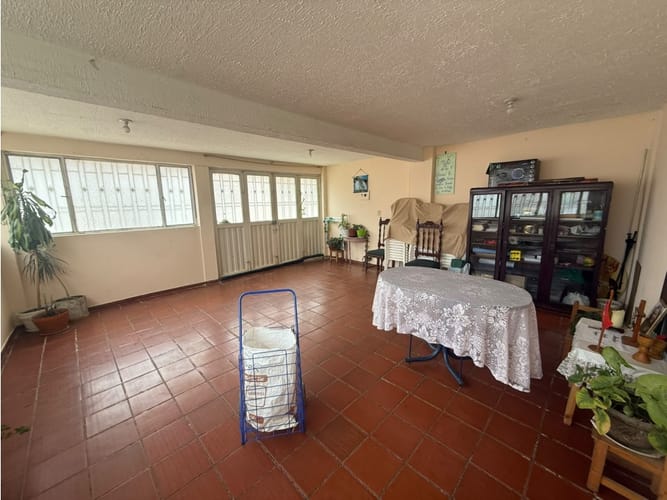 Casa de 10 alcobas en venta en Los Balkanes, Soacha, 216 m² · foto 11 de 23