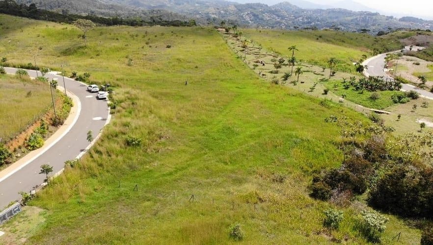 Lote en venta en La Riverita, Cali, 3842 m² · foto 10 de 11