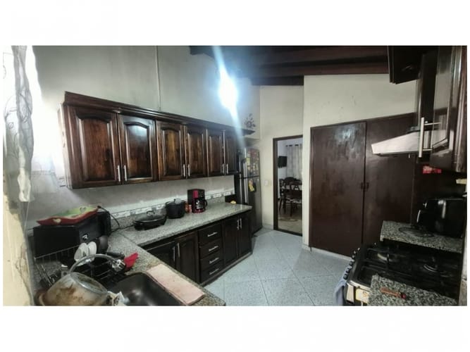 Casa de 8 alcobas en venta en Laureles, Medellín, 300 m² · foto 4 de 24