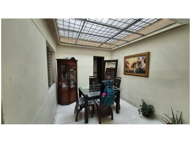 Casa de 8 alcobas en venta en Laureles, Medellín, 300 m² · foto 16 de 24