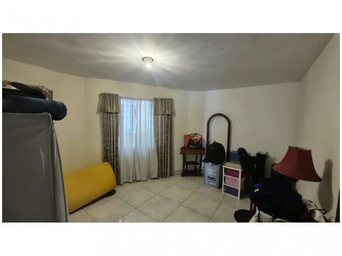 Casa de 8 alcobas en venta en Laureles, Medellín, 300 m² · foto 17 de 24