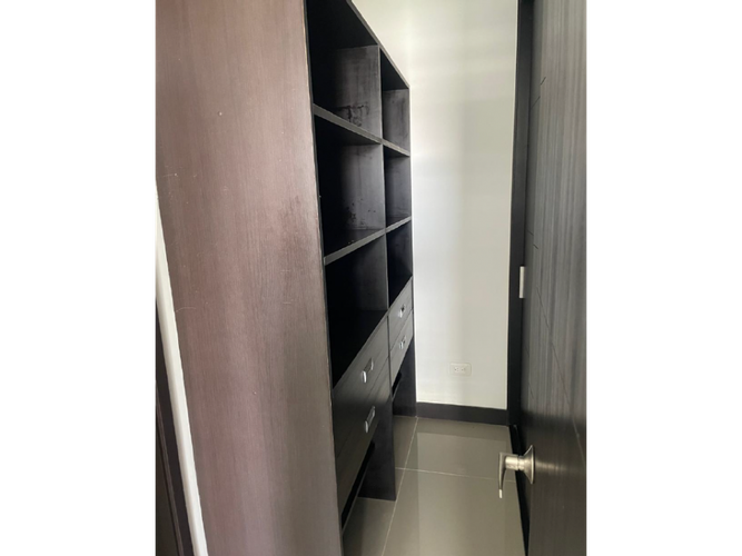 Apartamento de 2 alcobas en venta en Las Mercedes, Palmira, 86 m² · foto 16 de 24
