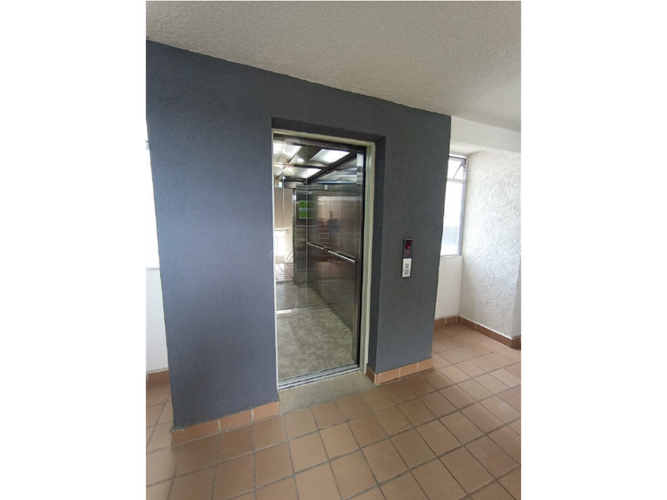 Apartamento de 2 alcobas en venta en Las Mercedes, Palmira, 86 m² · foto 17 de 24