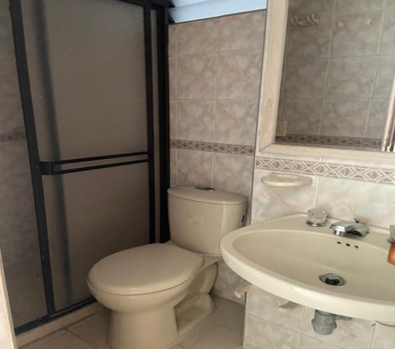 Apartamento de 2 alcobas en venta en La Aurora, Bucaramanga, 65 m² · foto 6 de 11