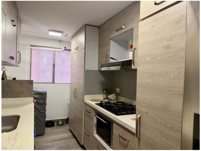 Apartamento en venta en Castropol, Medellín, 105 m² · foto 8 de 24