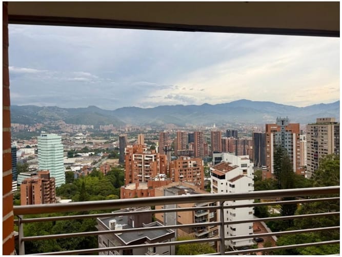 Apartamento en venta en Castropol, Medellín, 105 m² · foto 17 de 24