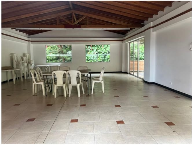 Apartamento en venta en Castropol, Medellín, 105 m² · foto 19 de 24