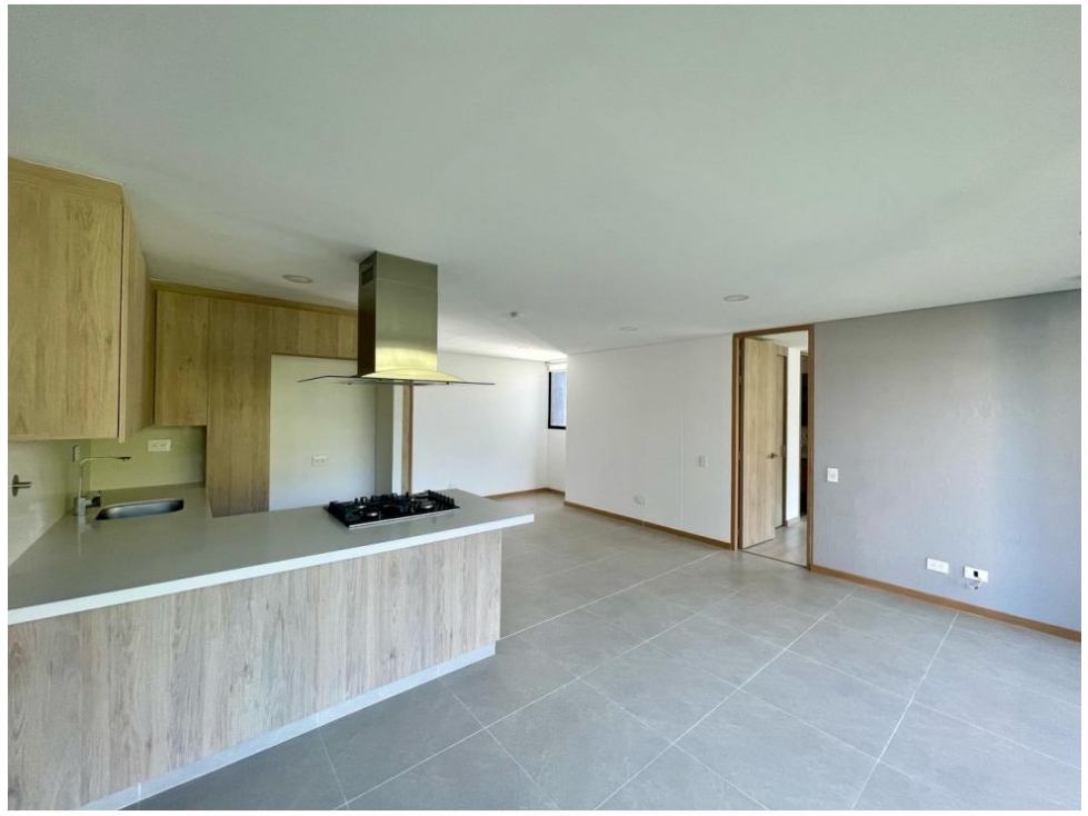 Apartamento en venta en Vía Las Palmas, Medellín · foto 2 de 24