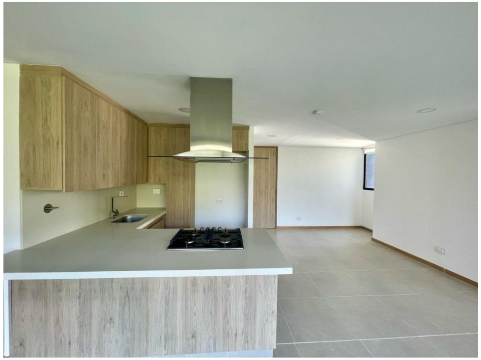 Apartamento en venta en Vía Las Palmas, Medellín · foto 3 de 24