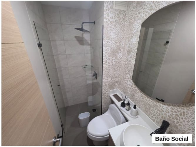 Apartamento de 3 alcobas en venta en Castropol, Medellín, 117 m² · foto 2 de 22