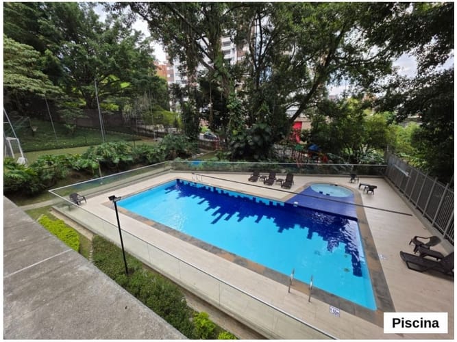 Apartamento de 3 alcobas en venta en Castropol, Medellín, 117 m² · foto 22 de 22