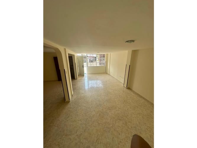 Casa de 7 alcobas en venta en Vipasa, Cali, 250 m² · foto 7 de 24