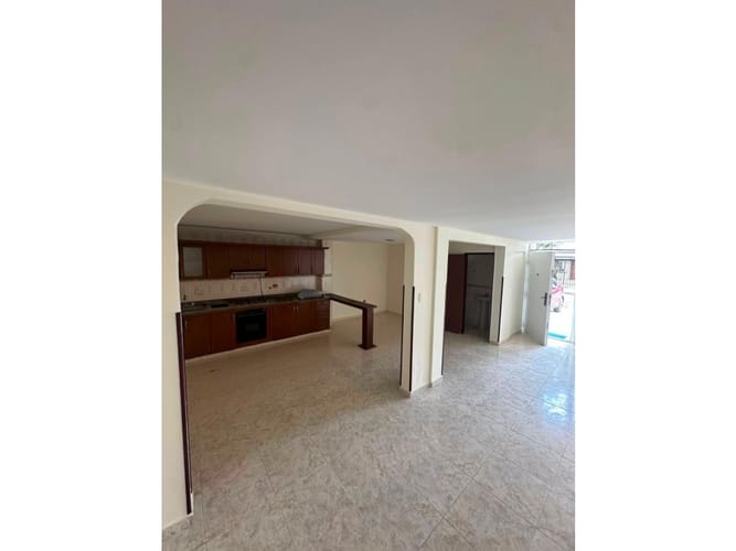 Casa de 7 alcobas en venta en Vipasa, Cali, 250 m² · foto 11 de 24