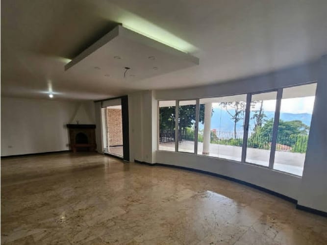 Casa de 5 alcobas en venta en El Tesoro, Medellín, 420 m² · foto 16 de 24