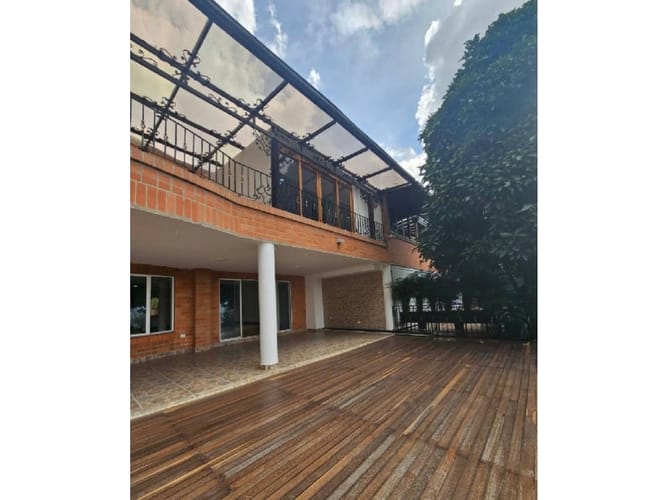 Casa de 5 alcobas en venta en El Tesoro, Medellín, 420 m² · foto 19 de 24