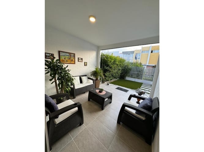 Casa de 4 alcobas en venta en El Castillo, Jamundí, 182 m² · foto 2 de 24