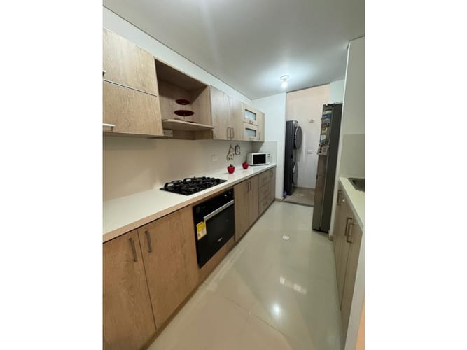 Casa de 4 alcobas en venta en El Castillo, Jamundí, 182 m² · foto 5 de 24