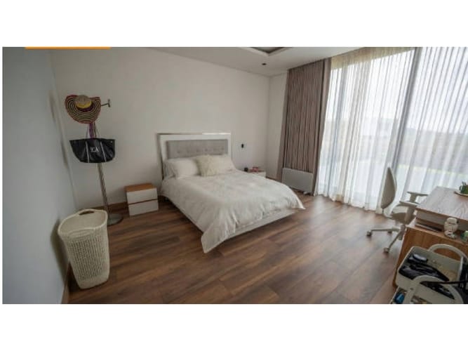 Casa de 4 alcobas en venta en La Palma, Medellín, 1290 m² · foto 22 de 24