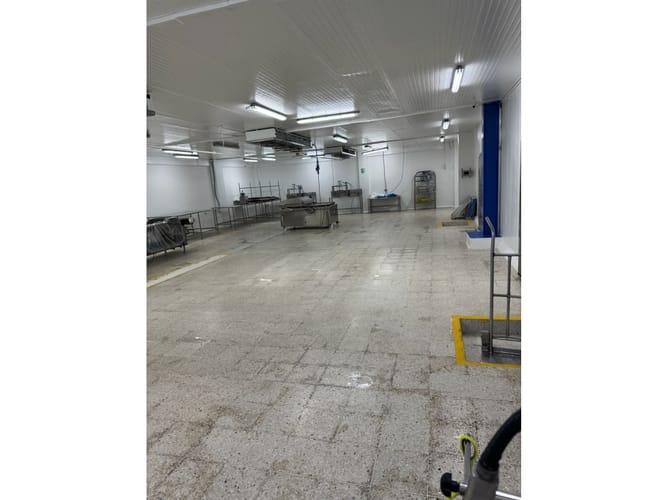 Bodega en venta en La Flora, Cali, 849 m² · foto 10 de 16