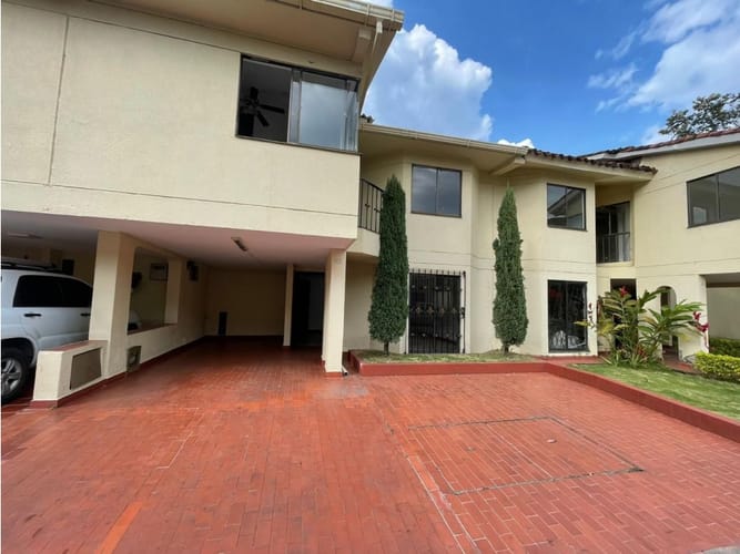 Apartaestudio en venta en Cuarto De Legua - Guadalupe, Cali, 198 m² · foto 2 de 24