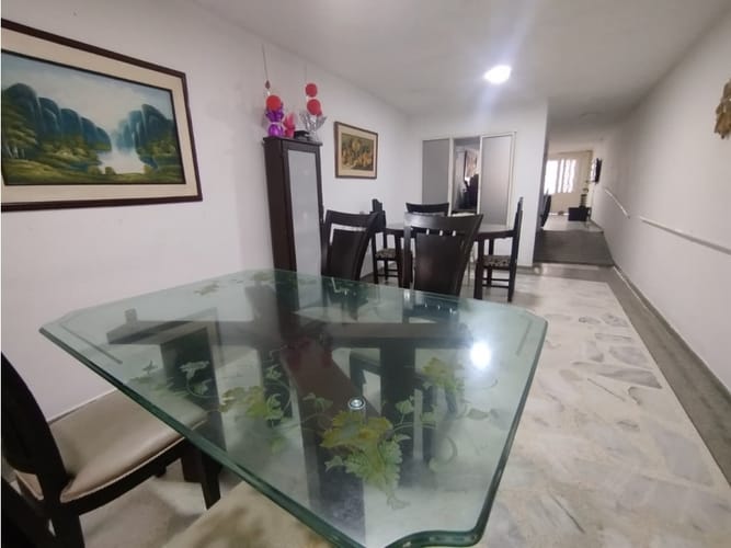 Casa de 9 alcobas en venta en Santa Isabel, Cali, 276 m² · foto 6 de 17