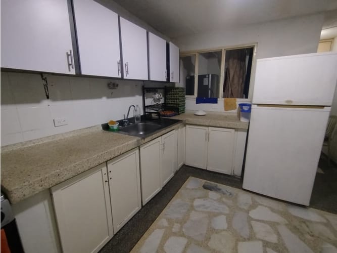 Casa de 9 alcobas en venta en Santa Isabel, Cali, 276 m² · foto 13 de 17