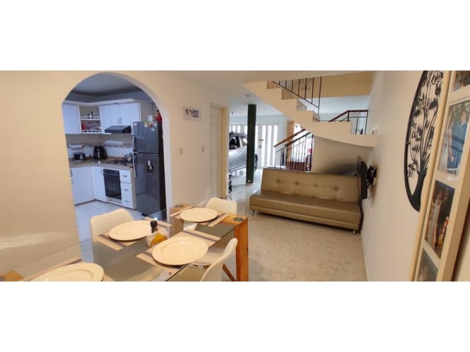 Casa de 4 alcobas en venta en Ciudad 2000, Cali, 270 m² · foto 3 de 7