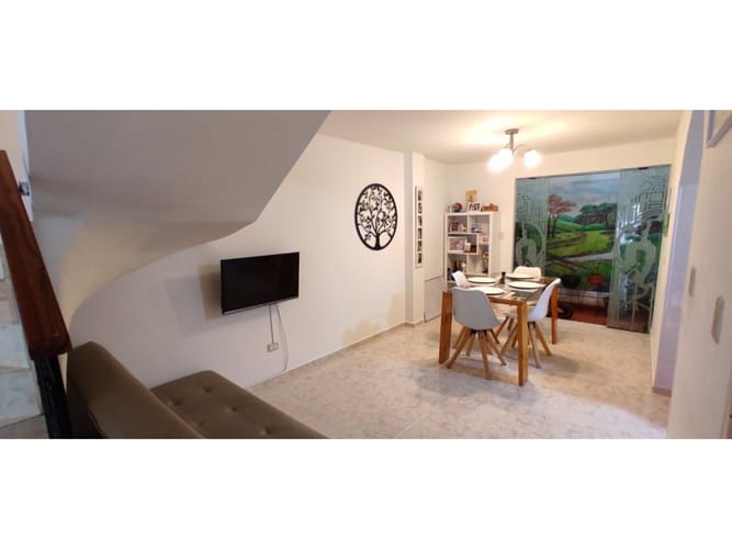 Casa de 4 alcobas en venta en Ciudad 2000, Cali, 270 m² · foto 4 de 7