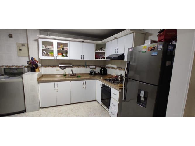Casa de 4 alcobas en venta en Ciudad 2000, Cali, 270 m² · foto 5 de 7