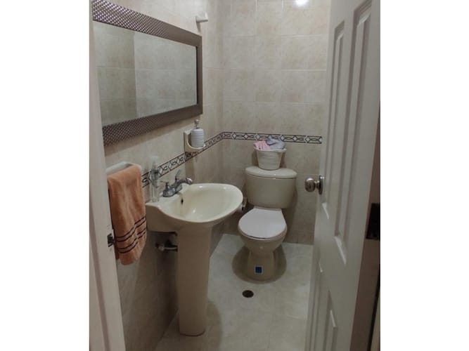 Casa de 4 alcobas en venta en Ciudad 2000, Cali, 270 m² · foto 6 de 7