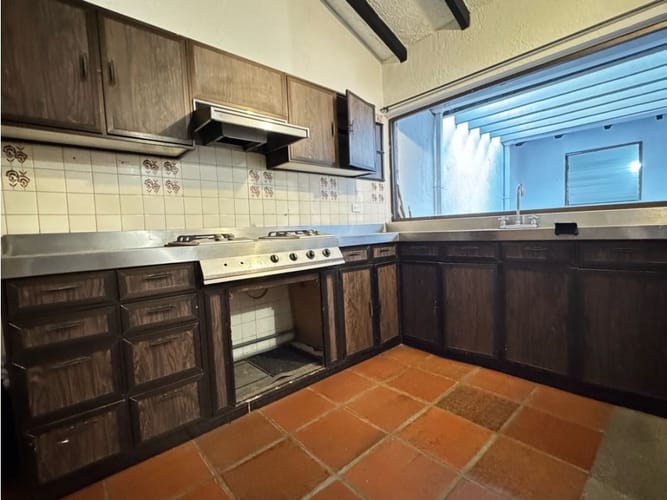 Casa de 4 alcobas en venta en Ciudad Jardin, Cali, 270 m² · foto 2 de 8