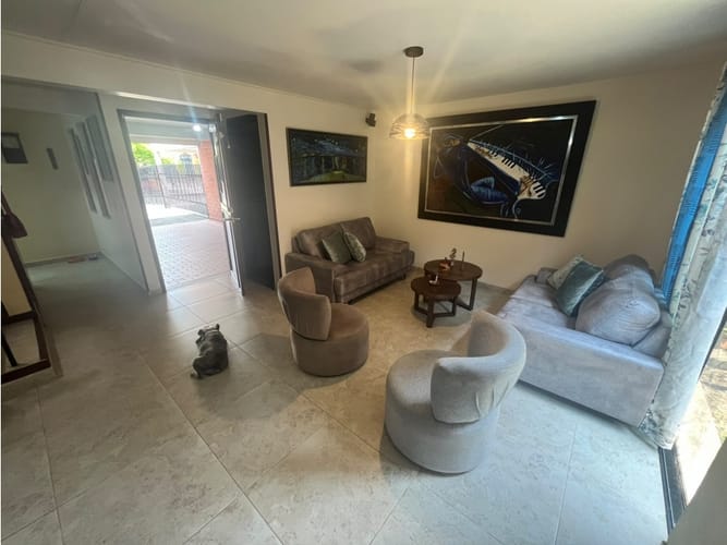Casa de 3 alcobas en venta en Valle Del Lili, Cali, 220 m² · foto 11 de 24