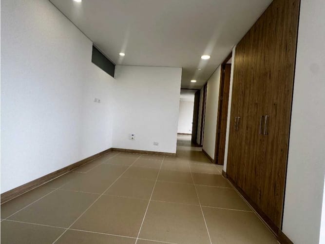Apartamento de 3 alcobas en venta en Valle Del Lili, Cali, 125 m² · foto 9 de 13
